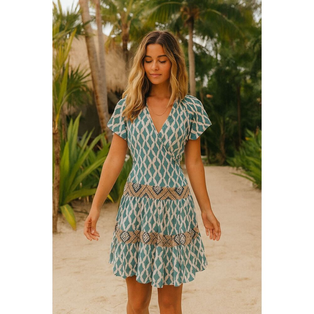 Roberta Roller Rabbit Green White Pattern Wrap Mini Dress  Women’s Size Medium